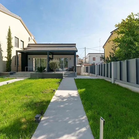 Tasso 25 Bilo Villa *