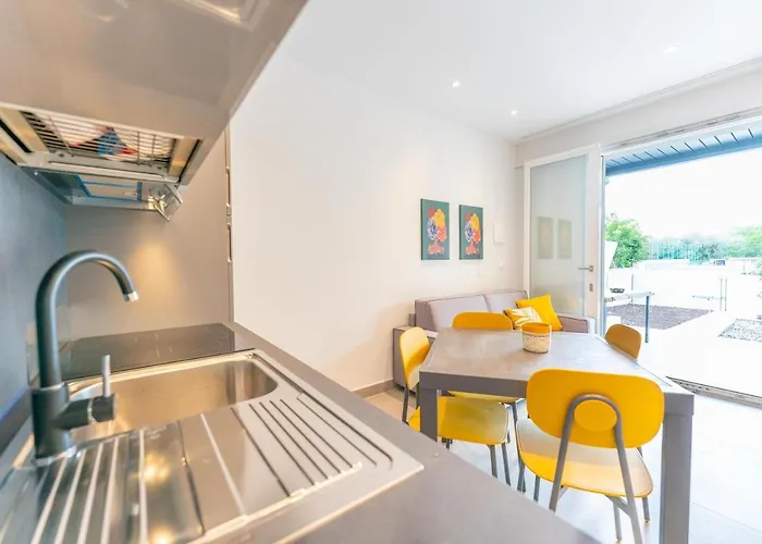 Tasso 25 Bilo * リド・デッリ・エステンシ