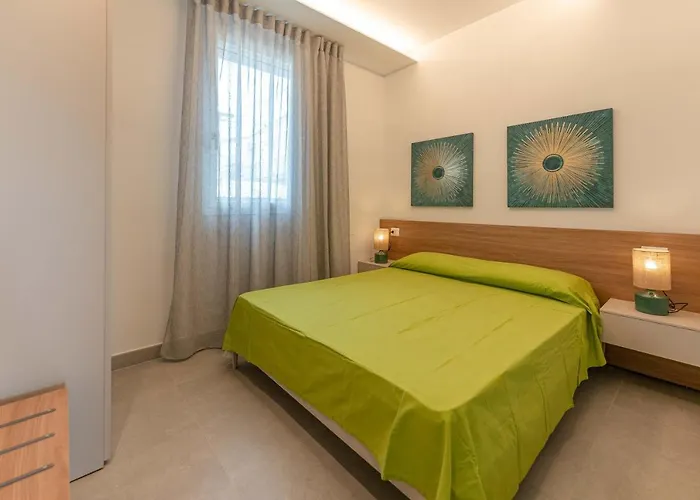 Tasso 25 Bilo * Llido Degli Estensi